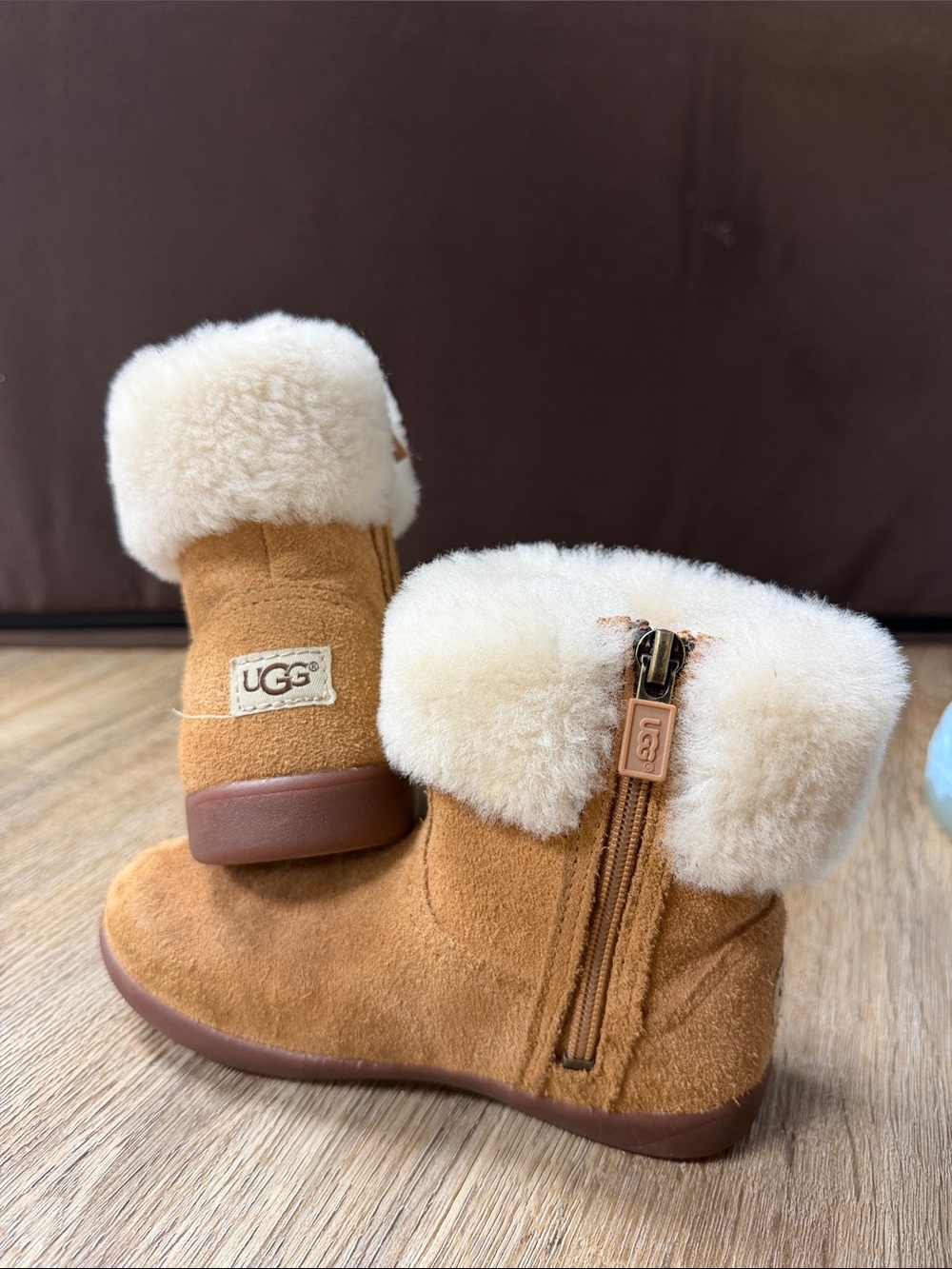 UGG Kids Chestnut Suede Shearling Cuff Zip Boot